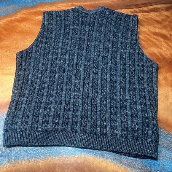 VTG Moores Gray Button-Up Knit Vest XL made in Canada v-neck - Picture 3 of 7